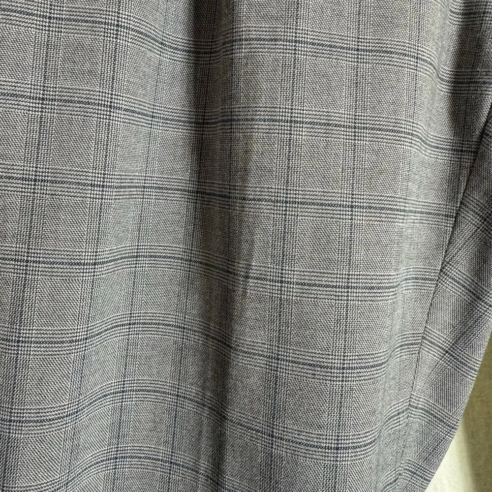 Uniqlo Plaid Pleated Ankle Dress Pants Women's Sz Medium - Picture 6 of 7